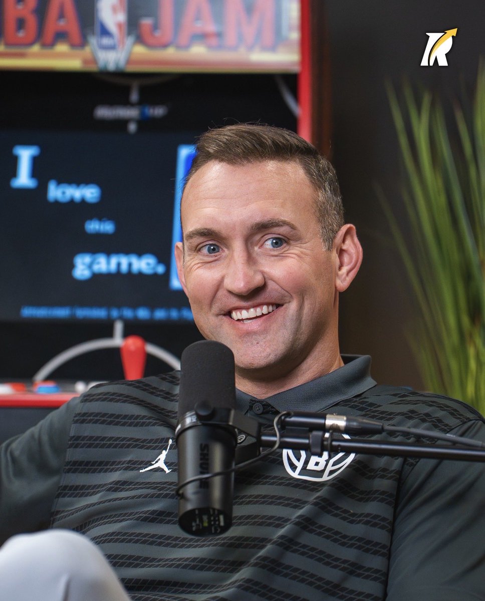 Revocruit's tweet image. Behind the Scenes with Birdville Head Coach Anthony Holman 🎥
Coach Holman stopped by the Revocruit Studios for a great time in the Coaches Corner — engaging stories, genuine moments, and plenty of laughs throughout the session. Always great connecting with leaders who bring…