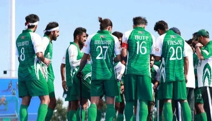Pakistan hockey team players pictured during Asian Champions Trophy. #pakistan
hockeywrldnws.com/pakistan-phf-c…