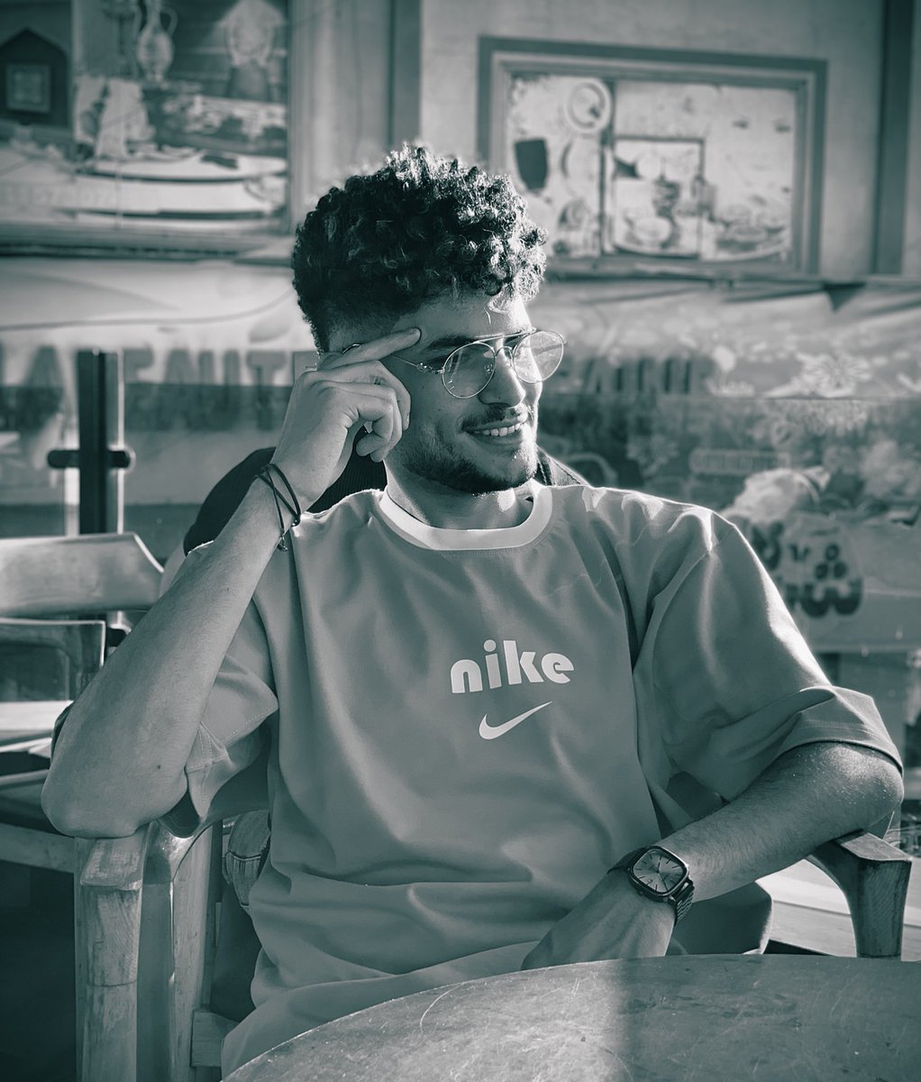 عشوائي 🙂‍↔️