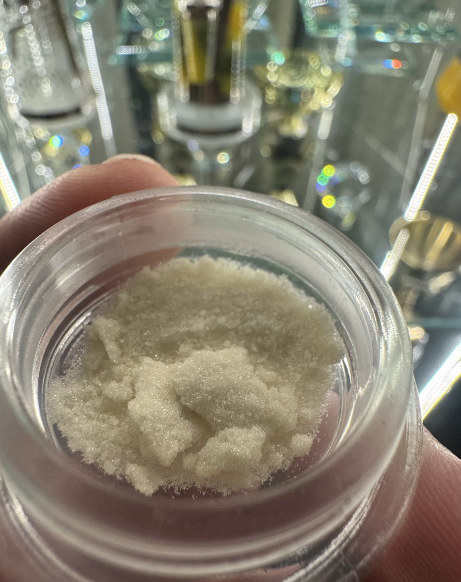 Zamarelo

Amarelo x Z

This was one of the breeders cuts gifted to us by Symbiotic to QC for wash. Absolute fire terps with layers of cream and fruit like a smoothie that’s highlighted with notes of banana and citrus. All credit to the grower and the breeder for this fire batch.