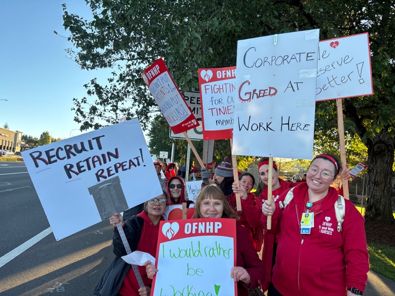 OFNHP's tweet image. Profits before patients? That’s what’s happening at Kaiser.

CEO Greg Adams and executives are sitting on billions, while refusing to invest in the caregivers and patients.

Healthcare workers are standing up for patients, not profits.

#OneVoiceOneFightOneFuture #kaiserstrike