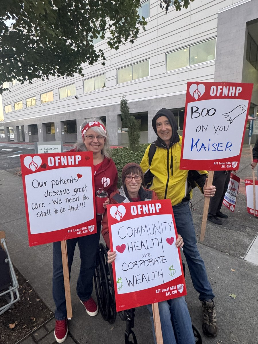 OFNHP's tweet image. Profits before patients? That’s what’s happening at Kaiser.

CEO Greg Adams and executives are sitting on billions, while refusing to invest in the caregivers and patients.

Healthcare workers are standing up for patients, not profits.

#OneVoiceOneFightOneFuture #kaiserstrike