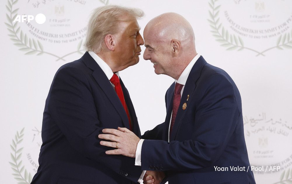 “I would call Gianni, the head of FIFA, who's phenomenal, and I would say, let's move it to another location. And he would do that."

Trump says FIFA chief would back moving World Cup games out of Democratic-run US cities 

u.afp.com/SmvQ