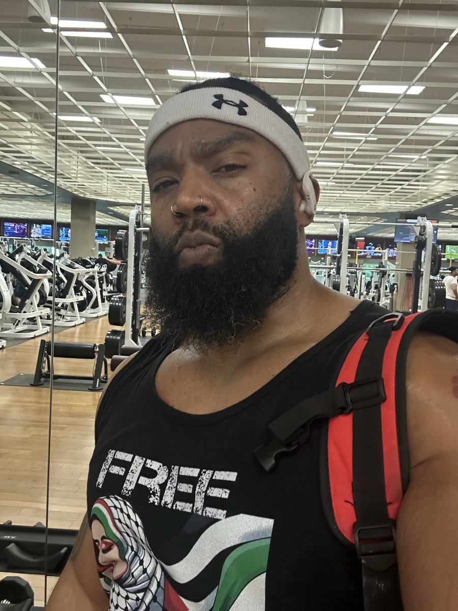 C_Rigmaiden's tweet image. Resistance training ✅
#health #fitness 💪🏾