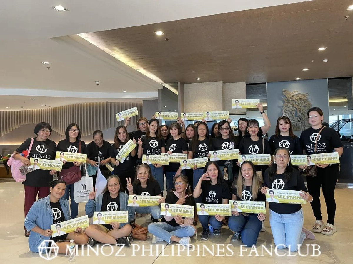 phminozofc's tweet photo. Two years ago and still can't forget this moment. Thank you for the memories @ActorLeeMinHo 🫶

#이민호 #LeeMinho
#Minoz #MYMEntertainment 
#SMDC #GoodGuy
#MinozPhilippines https://t.co/uFTfYtBFig