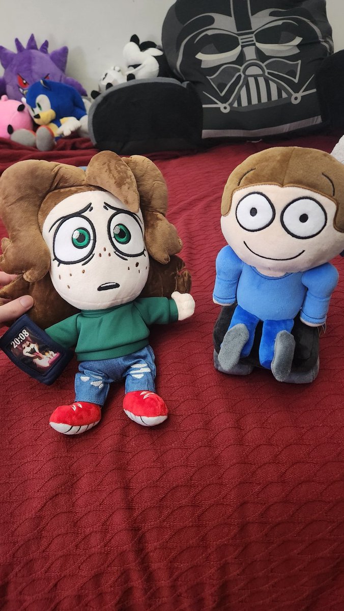 both my dave plush and sara taylor plush came in today lol #daveandbambi #SRUAdventureIsle