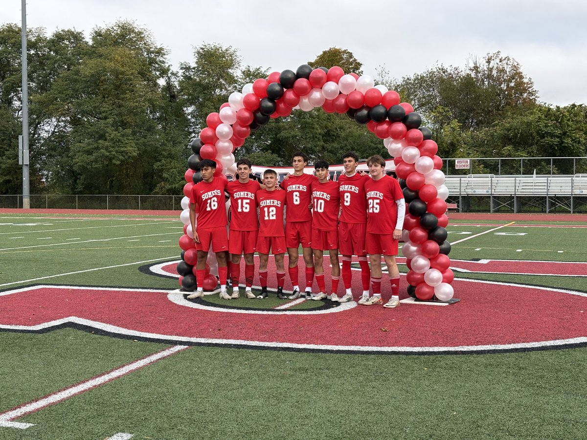 SuptDocB's tweet image. Congratulations to our ⁦@SomersNYTuskers⁩ boys soccer seniors….you make us proud!