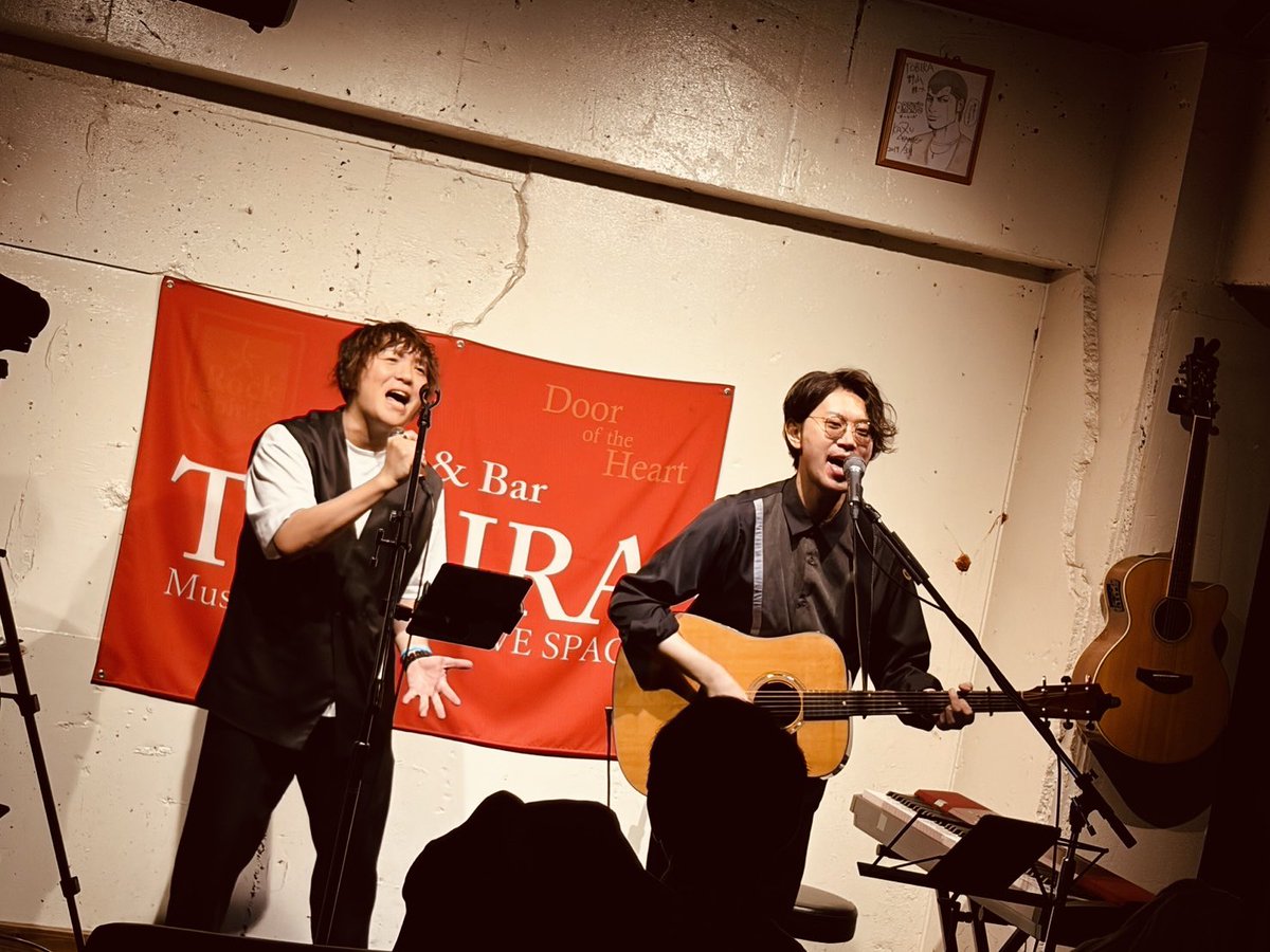 昨夜めちゃくちゃ雨降ってた☂️
おかげで涼しい朝です🎐

OHAYO🦁