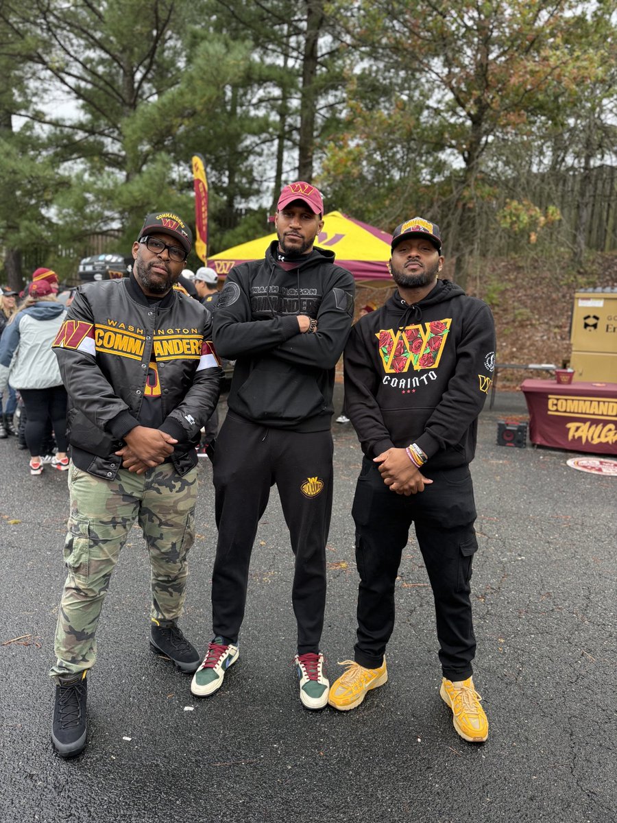 Krazyeights16's tweet image. Good times at #MNF with the fam and #dripking  #raisehail