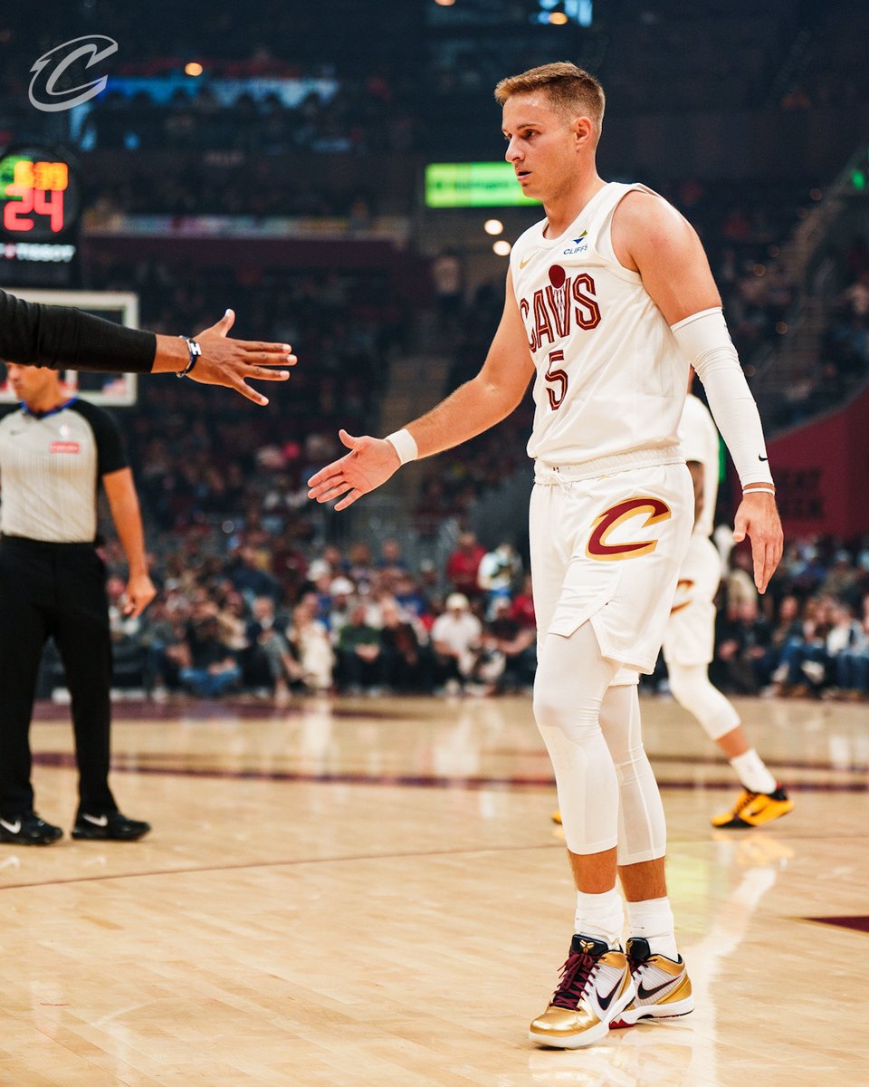 .<a href="/smerrill05/">Sam Merrill</a>'s first appearance of the preseason! ⭐️#LetEmKnow