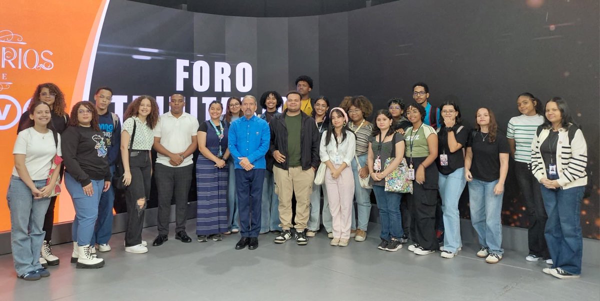 Juan Pablo Uribe (@jpuribem14) on Twitter photo Participación en el Foro Trinitarios🇩🇴para abordar el contenido de esta serie televisiva pionera de RTVD,junto a estudiantes de centros educativos superiores🇩🇴Dominicanidad siempre.<a href="/luisabinader/">Luis Abinader</a> <a href="/raquelarbaje/">Raquel Arbaje</a> <a href="/RaquelPenaVice/">Raquel Peña</a> <a href="/JosePaliza/">Jose Paliza</a> Participación en el Foro Trinitarios🇩🇴para abordar el contenido de esta serie televisiva pionera de RTVD,junto a estudiantes de centros educativos superiores🇩🇴Dominicanidad siempre.<a href="/luisabinader/">Luis Abinader</a> <a href="/raquelarbaje/">Raquel Arbaje</a> <a href="/RaquelPenaVice/">Raquel Peña</a> <a href="/JosePaliza/">Jose Paliza</a>