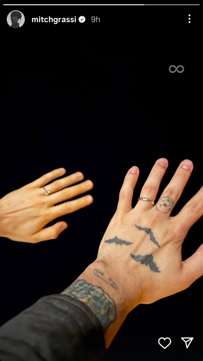 babywingnut85's tweet image. A baby announcement and engagement all in one day!?!?! 😍 Congratulations to Mitch and Will and also Scott and Mark!