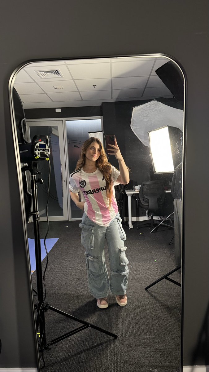 sofia ッ tweet media