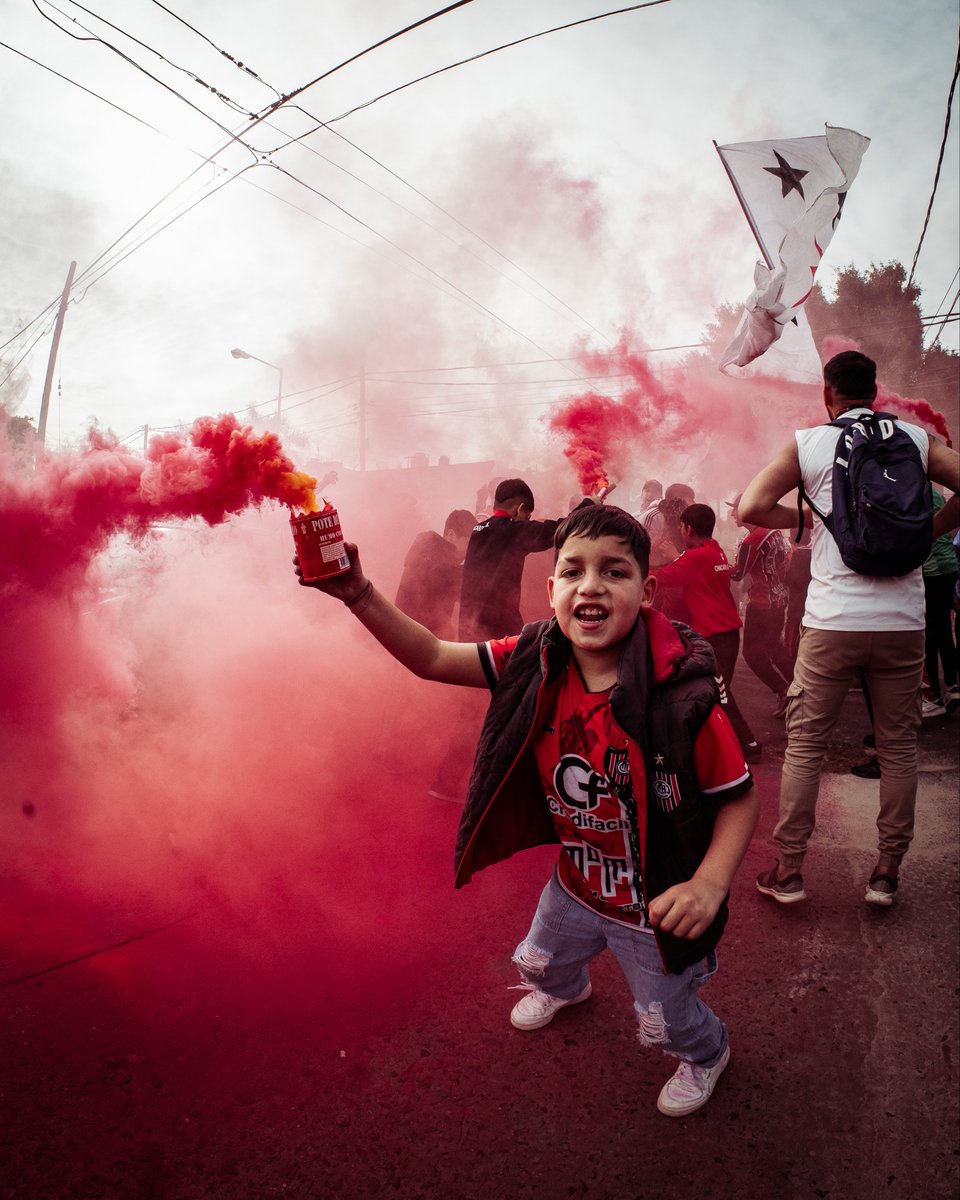 10 años, retratando la pasión, los colores, los festejos y los momentos difíciles. Siempre agradecido al club que me abrió las puertas y fue mi escuela. Para transformar, lo que arranco como un hobby, en una profesión. 
Gracias eternas 📸❤️