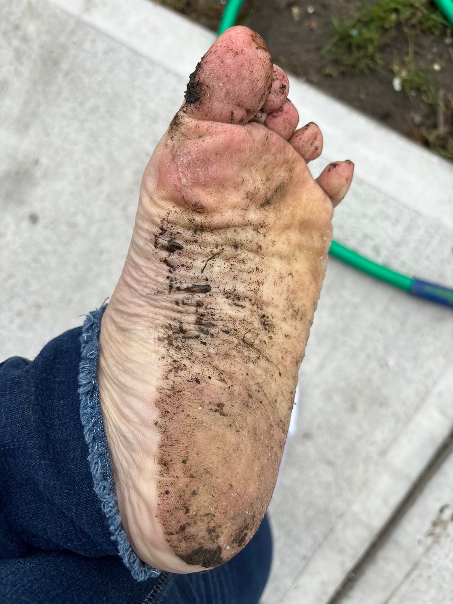 Momma Milf👣 tweet media