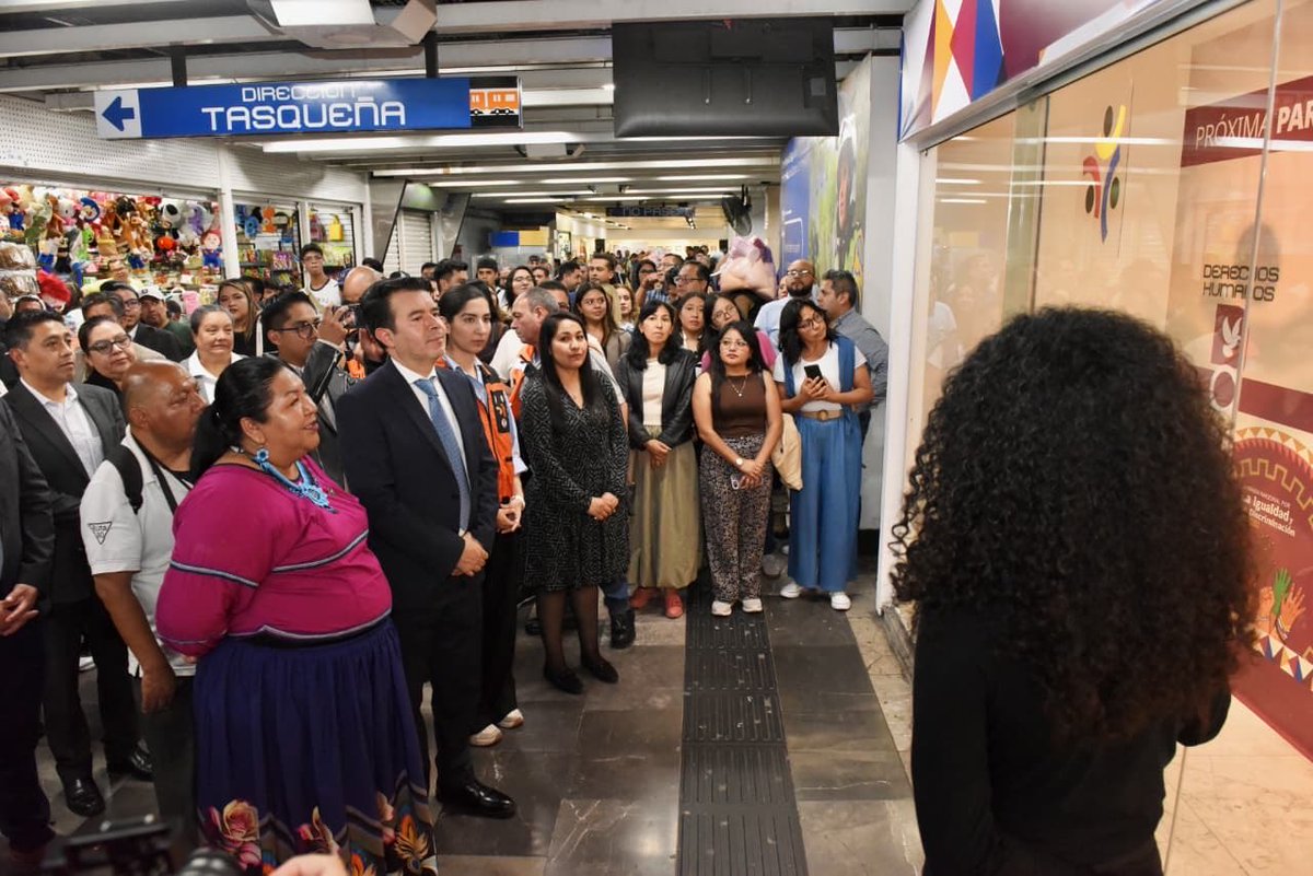 Arturo Medina (@arturomedinap) on Twitter photo Inauguramos junto con la presidenta de <a href="/CONAPRED/">Conapred</a>, <a href="/ClaudiaOliviaM/">Claudia Olivia Morales Reza</a>, la exposición informativa 19 por el 19 en la estación Pino Suárez del <a href="/MetroCDMX/">MetroCDMX</a>.
Esta muestra forma parte de la conmemoración del Día Nacional por la Igualdad y No Discriminación, y se suma a los 19 días de Inauguramos junto con la presidenta de <a href="/CONAPRED/">Conapred</a>, <a href="/ClaudiaOliviaM/">Claudia Olivia Morales Reza</a>, la exposición informativa 19 por el 19 en la estación Pino Suárez del <a href="/MetroCDMX/">MetroCDMX</a>.
Esta muestra forma parte de la conmemoración del Día Nacional por la Igualdad y No Discriminación, y se suma a los 19 días de