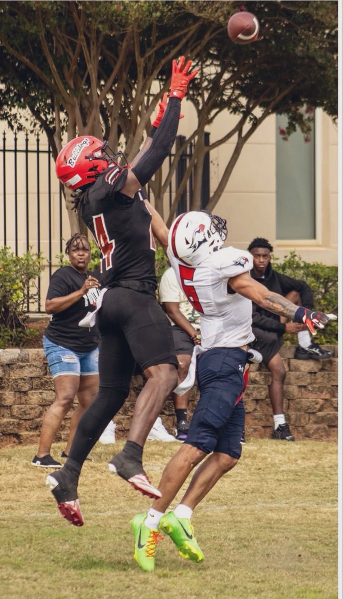 1-0 Each Week🐾🐶 <a href="/GMC_Football/">GMC Football</a> #JUCOPRODUCT