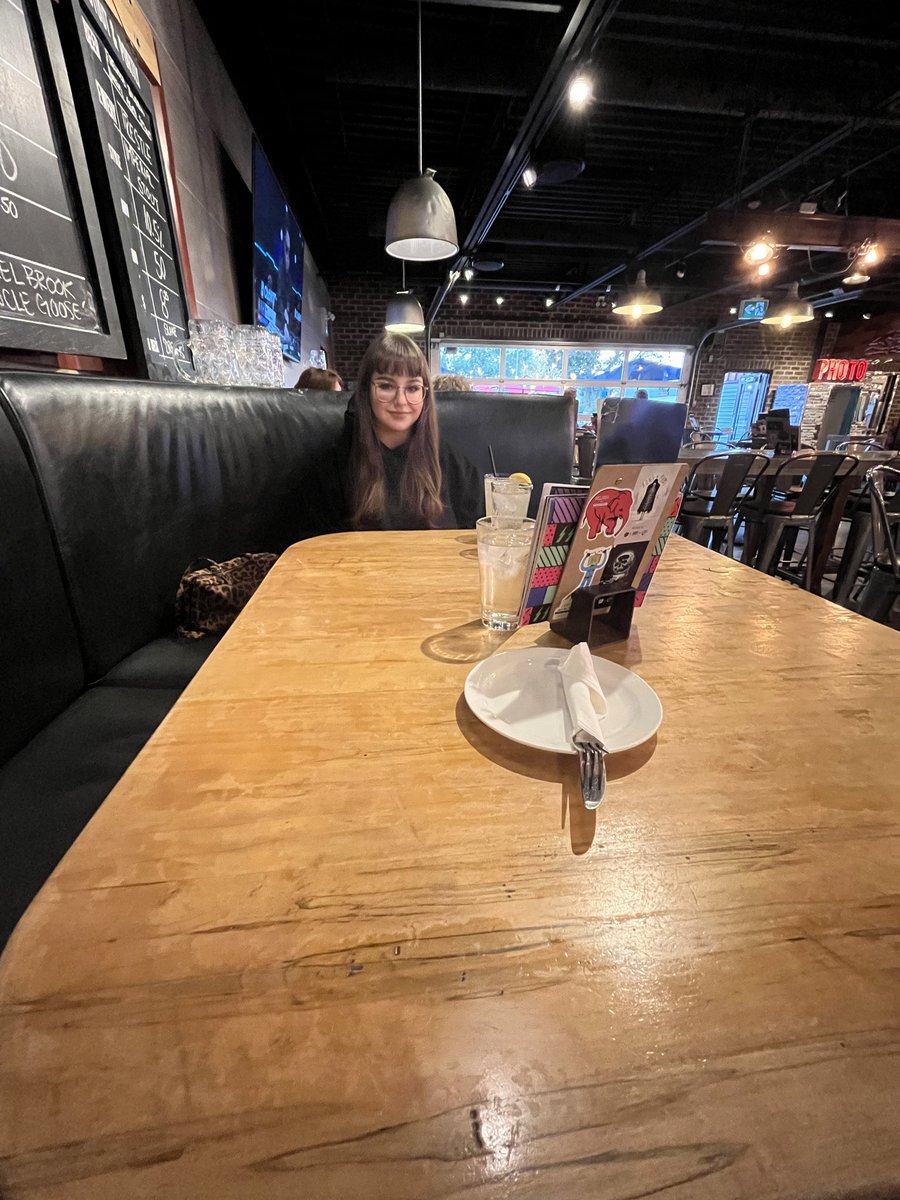 lexiegreenbriar's tweet photo. he’s so far away, i can’t hear anything he’s saying https://t.co/Y7CVBUof6B