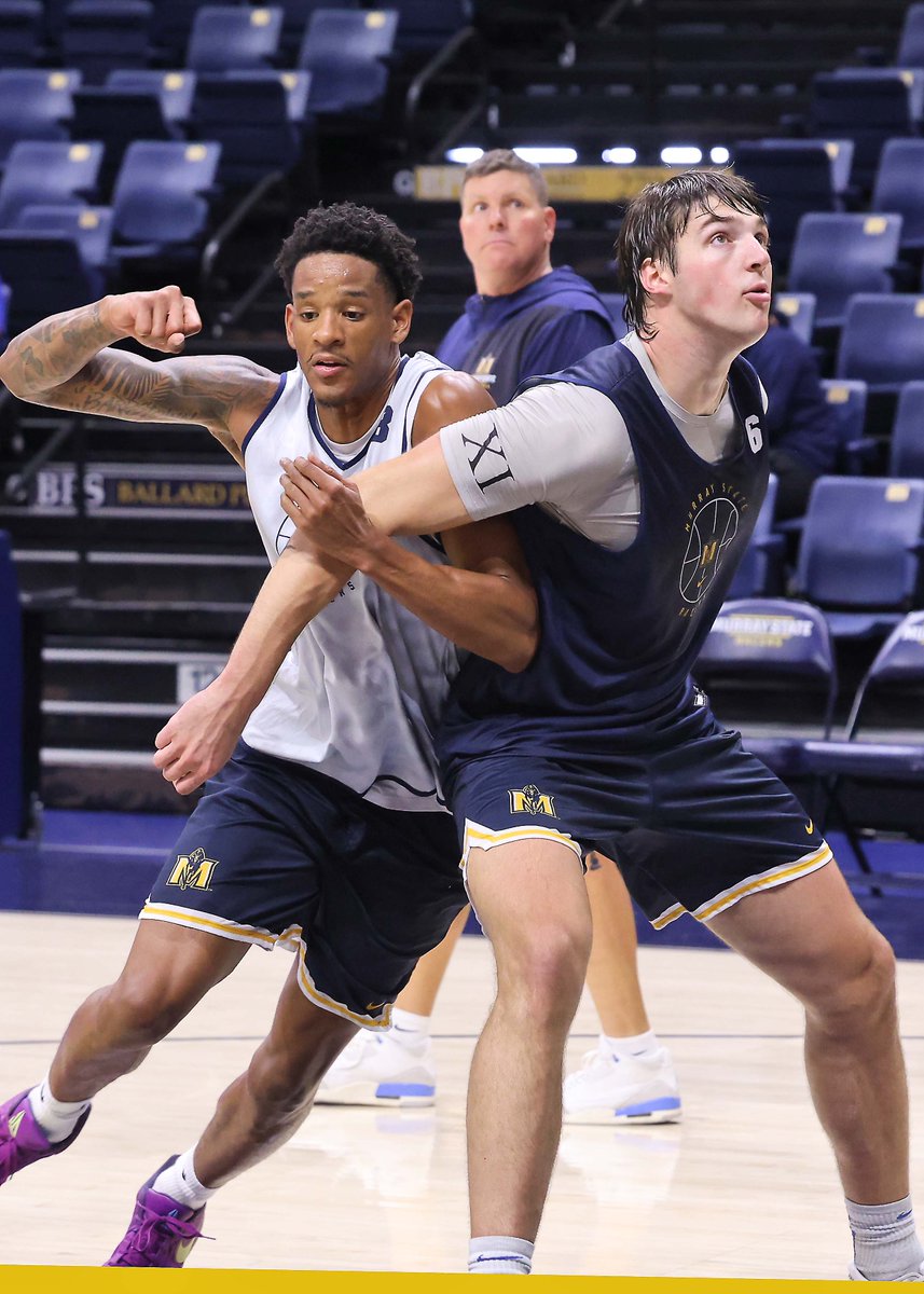RacersHoops's tweet image. The season draws near

#GoRacers 🏇