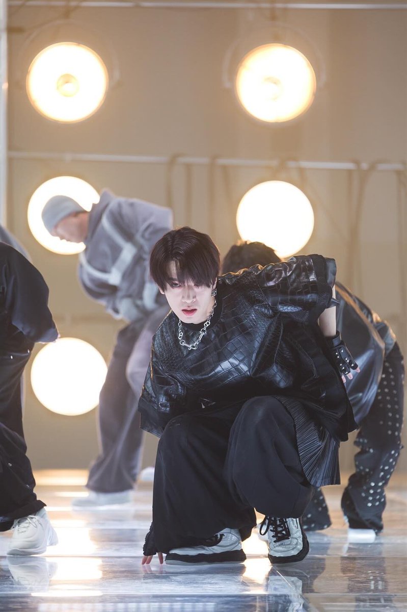 💥新曲『#BOOST』リリース✨ 深澤辰哉さんの魅せる表情とダンスが最高