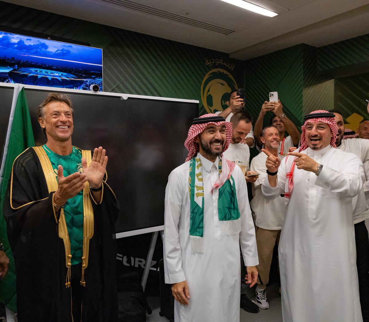 بدر الحمد tweet media