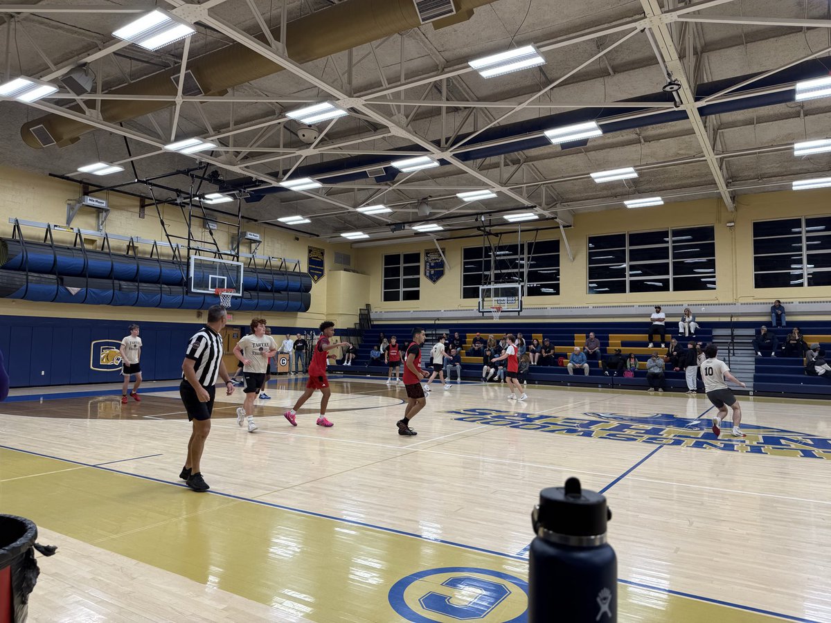 Collingswood Fall Hoops League underway, great games all night. Here’s Lenape playing Haddonfield, two of the area’s best programs. Next slate of games Monday, October 20th.