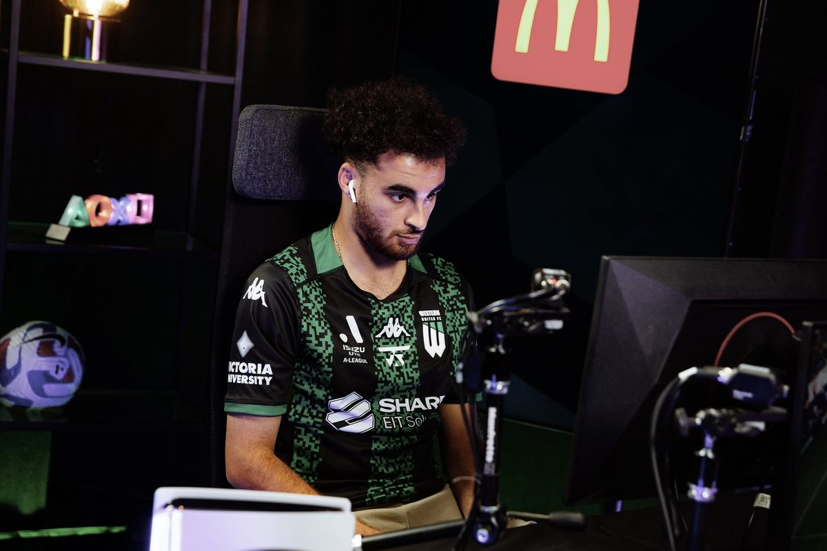 Fell short 2 wins away from qualifying for the FC Pro Open LAN ❌

Really disappointing considering all the preparation I’ve done and how good I’ve been playing the last few weeks.

I am still looking for an org / team to represent at the LCQ 🇺🇸 and for the rest of the season.