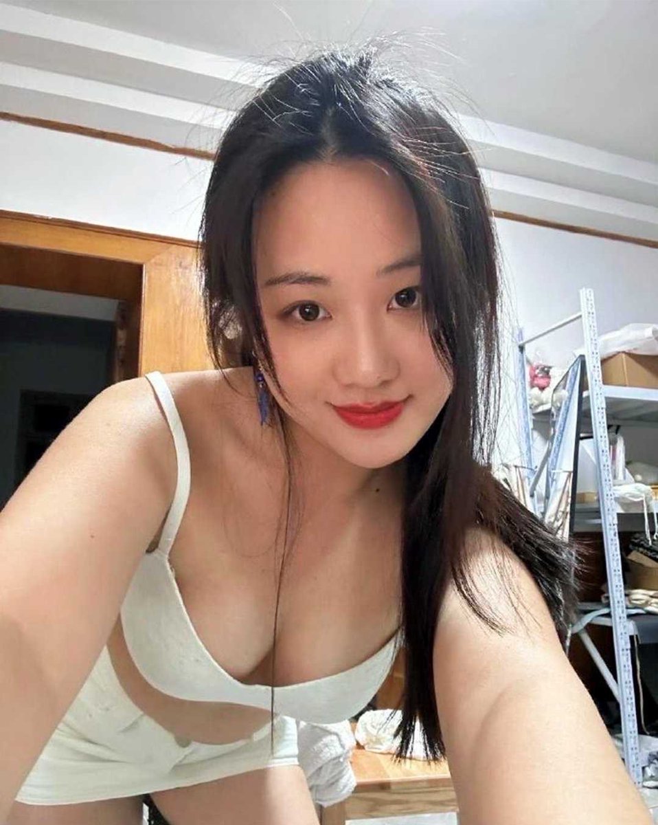 媚眼如丝，柔情似水