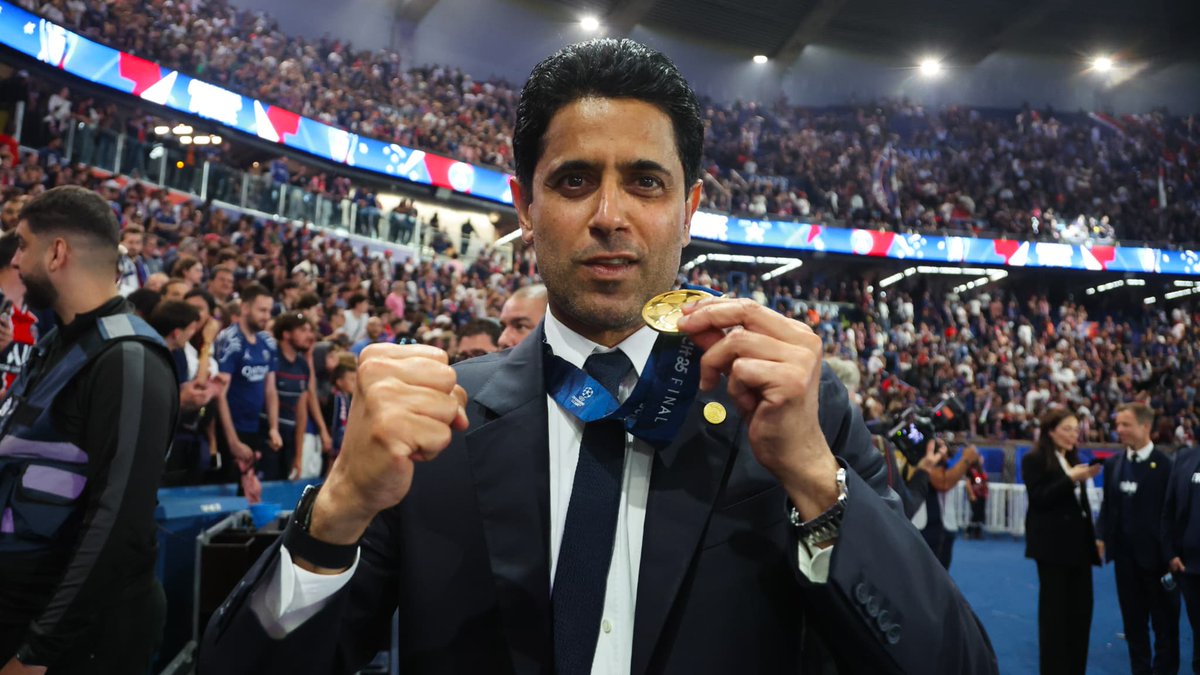 🚨 En bonne santé à la fois sportive et financière après un exercice record, le PSG reste dans l'œil de l'UEFA et son fair-play financier.

Un argument que Luis Campos a répété lors des négociations de transferts cet été.

En outre, on indique en interne qu'il « serait stupide de
