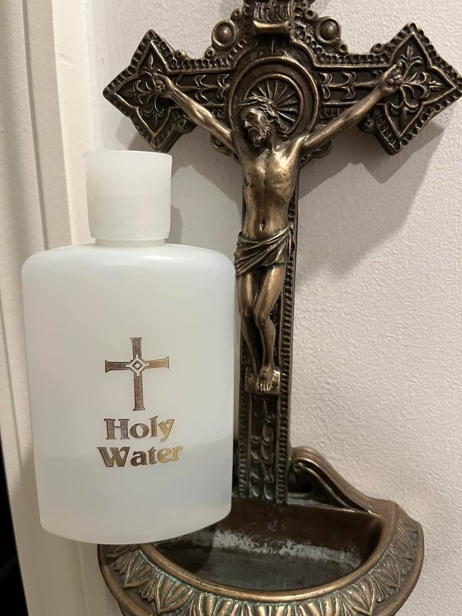 Cath0licP0dcast's tweet photo. Do you keep Holy Water in your home? https://t.co/rk0MTk0BFE