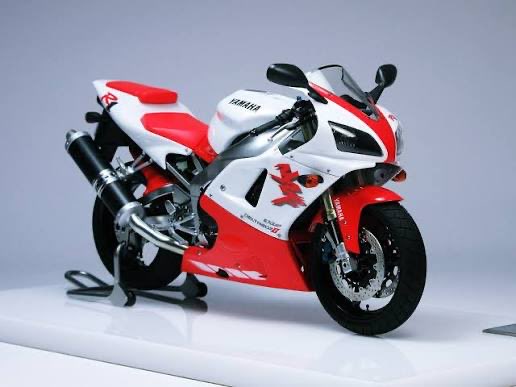 do all sports bike guys only ride bikes from 2010 and newer? why is that all i ever see on instagram and at car meets? why dont i see more 80s and 90s sports bikes? they're way cooler to me than any modern litre bike