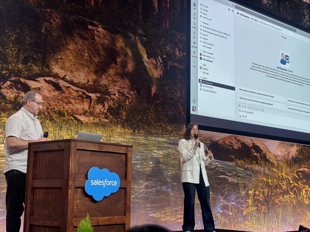 SalesforceAdmns's tweet image. 💡 Innovation is taking the stage at the #DF25 Hackathon Showdown.
Jeff Kallenbach, Anna Bromley, Ohad Idan, and David Cohen are pitching agentic solutions with Agentforce and Slack for $100,000.
Stay tuned for the winners and more details on their solutions. 🏆