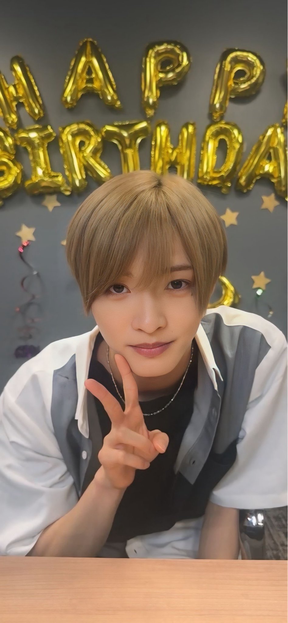 佐藤新　個人、混合、集合公式写真74枚まとめ売り IMP. 佐藤新、混合、集合 公式写真74枚まとめ売り IMP. 佐藤新