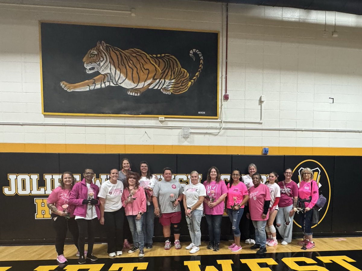 Great night in support of Pink Heals between Joliet West and Joliet Central! Thank you to all the sponsors and community that came out tonight to support a great cause!