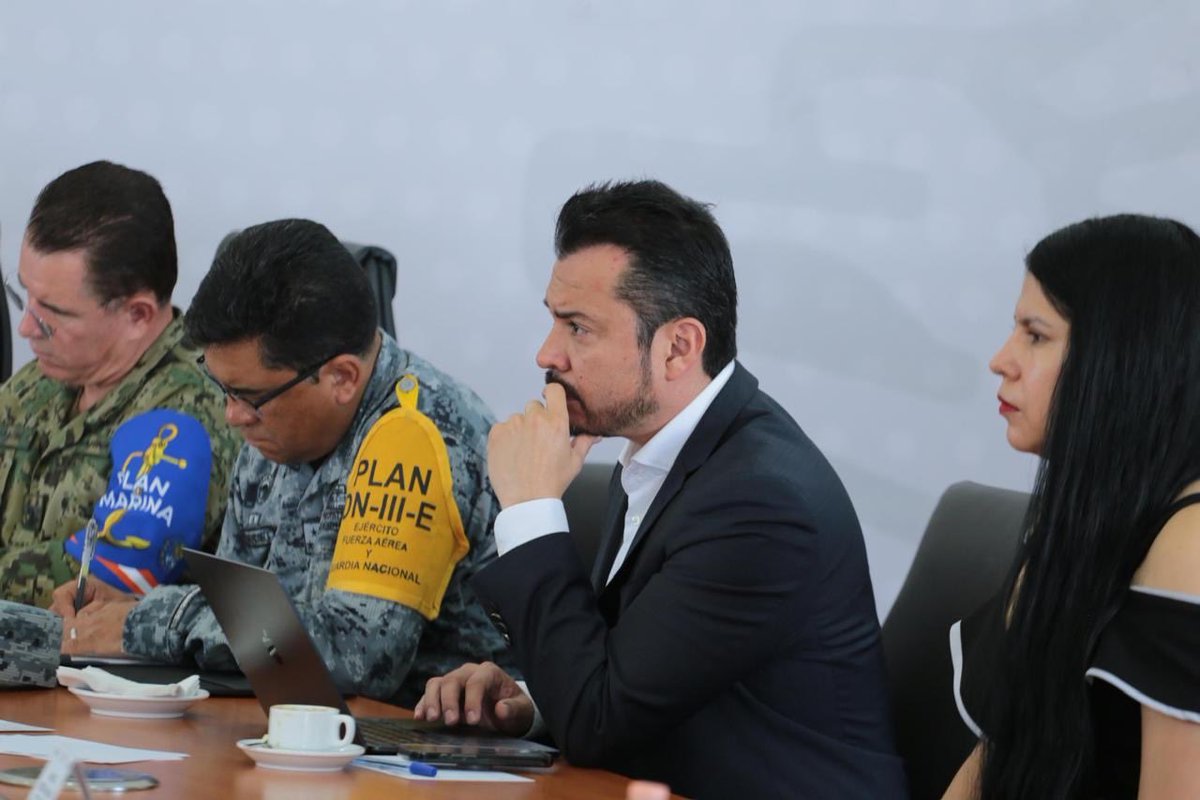 Unidad, acción y resultados para #Puebla. 🇲🇽

En la #MañaneraDePuebla se informó:
✅ Más de 25 mil apoyos entregados por el <a href="/DIFGobPue/">Sistema Estatal DIF</a>
✅ Despliegue de <a href="/SEMAR_mx/">SEMAR México</a>, <a href="/Defensamx1/">@Defensamx</a> y <a href="/GN_MEXICO_/">Guardia Nacional</a> en 11 puntos de operación
✅La VI Región Militar coordina evacuaciones, entrega despensas,