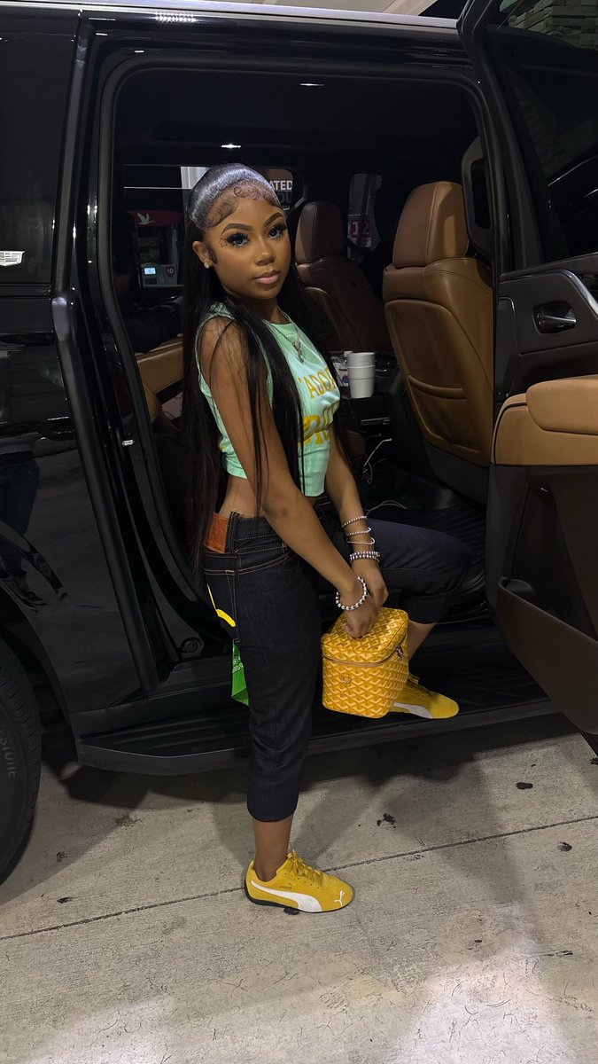 baehelpcap's tweet image. im puttin ya dineeee😛