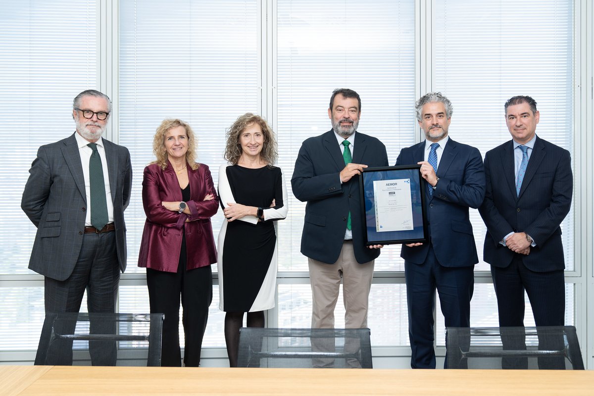 Velatia obtiene la primera certificación de Buen Gobierno y Gobernanza de <a href="/AENOR/">AENOR</a> izaro.com/velatia-obtien…