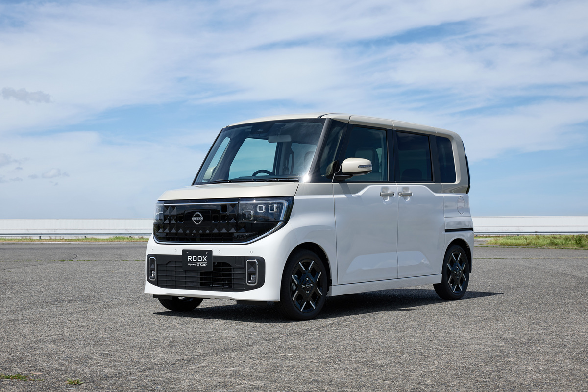 NissanJP's tweet photo. 【お知らせ】 #日産ルークス が「2025年度グッドデザイン賞」を受賞🎉
https://t.co/FEnhn7rgSA

「かどまる四角」をモチーフとするデザインや、インテリアの先進感などを評価いただきました。 https://t.co/RHcucb5ScP