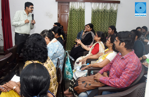AntaraGlobal's tweet photo. 🌼 As part of #WorldMentalHealthWeek, Antara hosted a seminar on “Building Community-Based Mental Health – First Response in Emergencies” led by Dr. Prasanta Kumar Roy from IOP, Kolkata. A powerful step toward stronger community care! 💙 #Antara #MentalHealthMatters https://t.co/5waV9S72mE