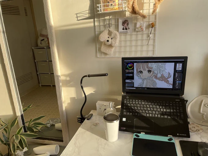 絵と作業部屋