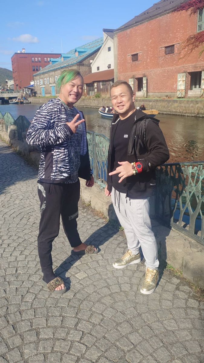 今日は鼓太郎さんと鈴木鼓太郎後援会メンバーで小樽観光でした！

レンタカーではなくレンタル自転車で！笑

天気も良く観光日和でした･:*+.\(( °ω° ))/.:+

鼓太郎さん！
13日から今日までお世話になりました^ ^

次は12月。。。
よろしくお願い致します！^ ^