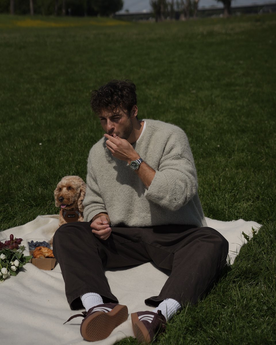 wolfiexhellz's tweet photo. A dog is the only thing on earth that loves you more than he loves himself.- https://t.co/EX79mMTlUJ