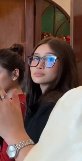 JHODI0R's tweet photo. HOW I LOVE THIS LOOK, AURA, FIT AND EVERYTHING!!!!! 🙂‍↔️🖤 https://t.co/gJkhWMXv94