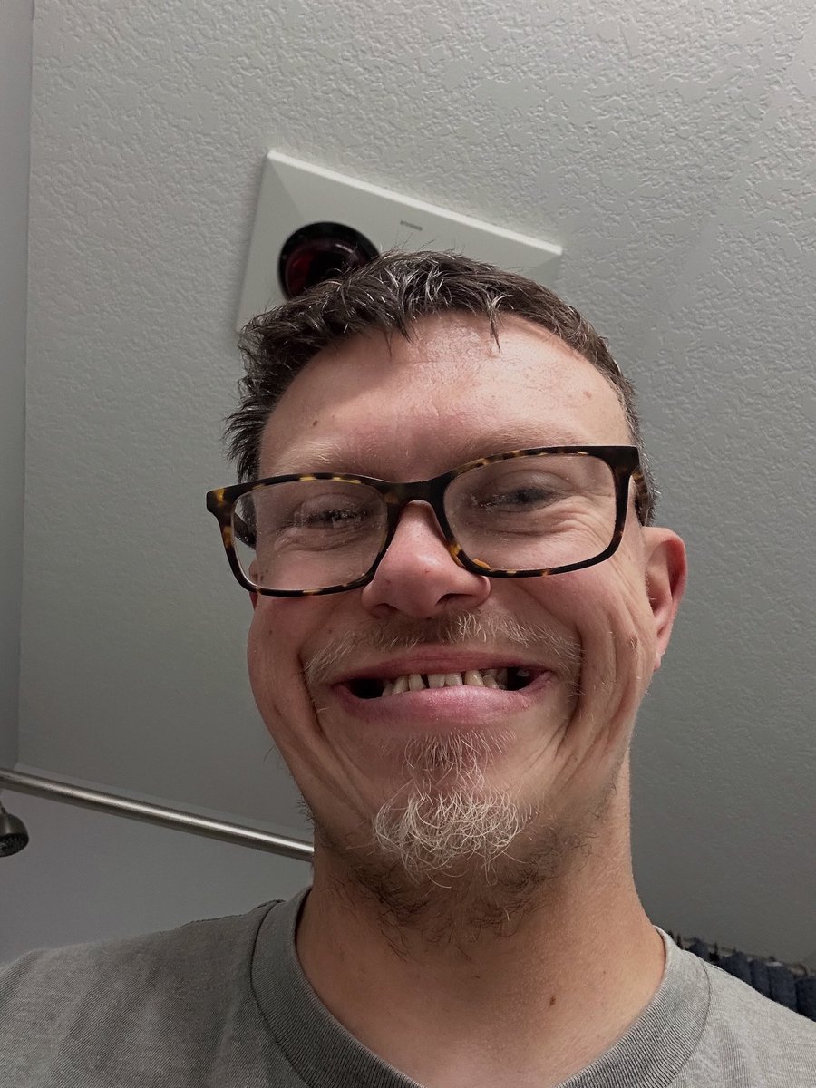 Chickmagnet turns 30 tomarrow is gonna be a good day without further ado chickmagnet is 30 years old