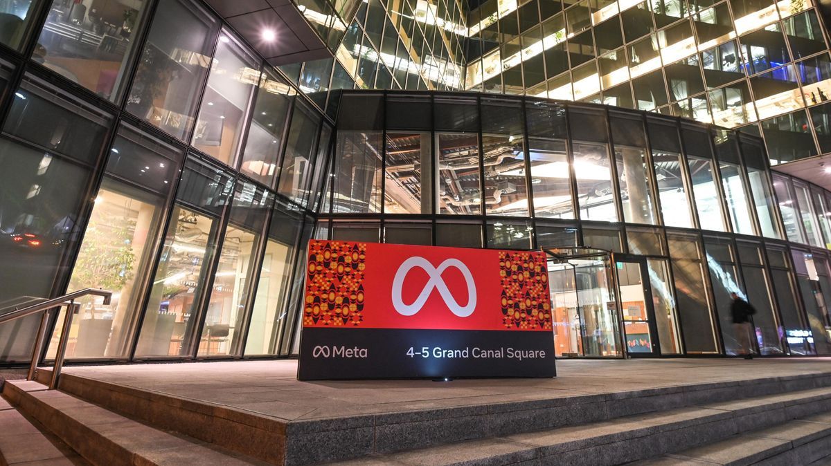 L'lrlande confie la surveillance des Big Tech à une ex-lobbyiste de #Meta 🙄 
Elle interviendra sur les dossiers liés à l’application du RGPD 
Mais ce n’est pas la seule question... 
via @Thedarkpixel 
buff.ly/KZNeRjr