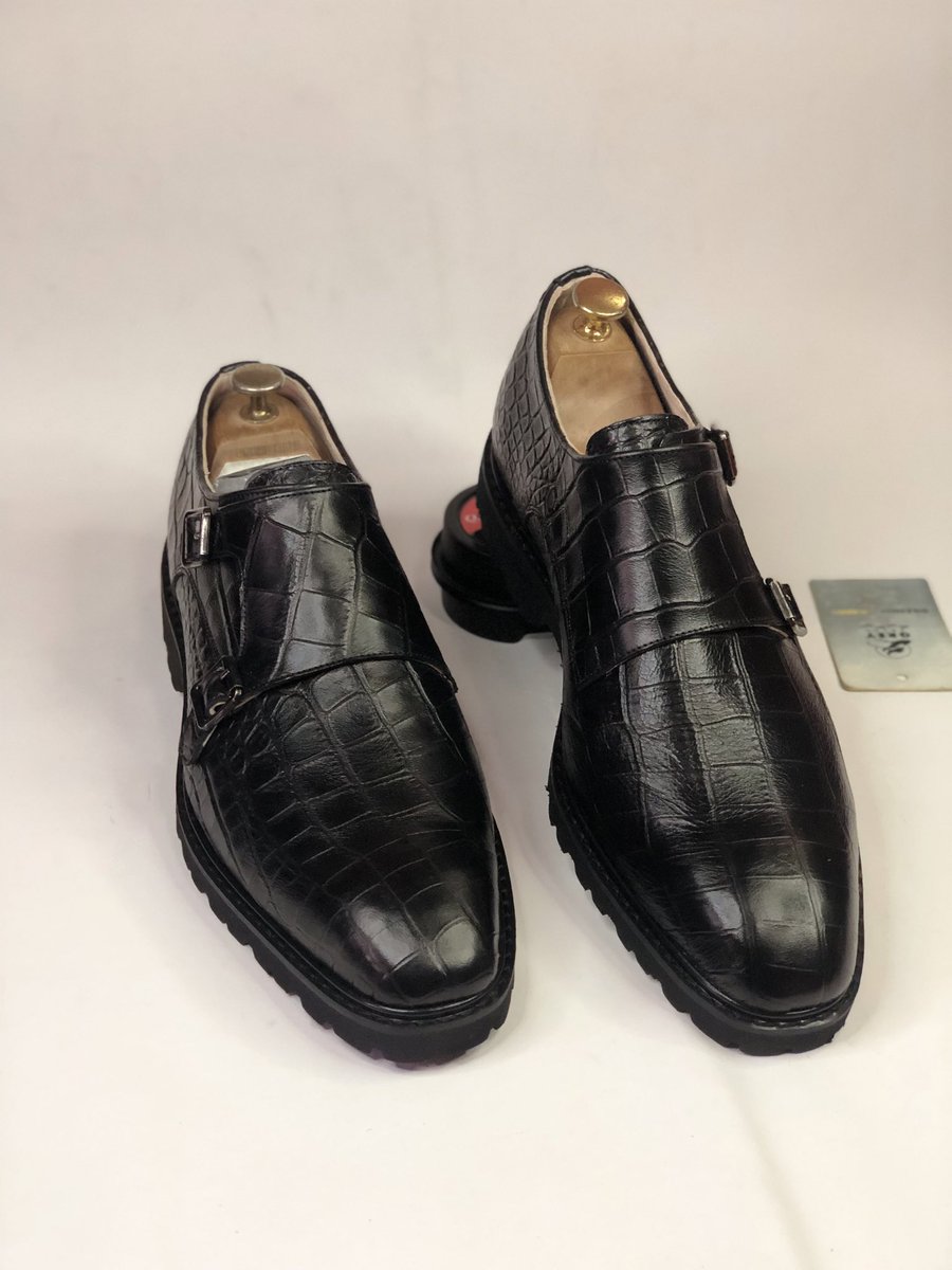 Greysoles_'s tweet photo. If confidence had solesβ¦ it would look like this π
Available in all sizes
A pair cost only 45,000π
#explore #everyone #greysole #lagosmen #handmadefooties #Mensfashion #menwears https://t.co/286cQzLkyu