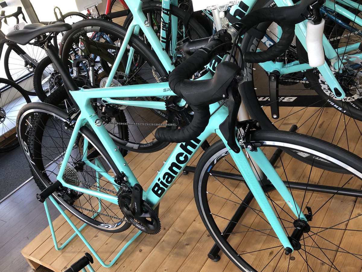 エントリーグレードのロードバイクがお買い得になっております！