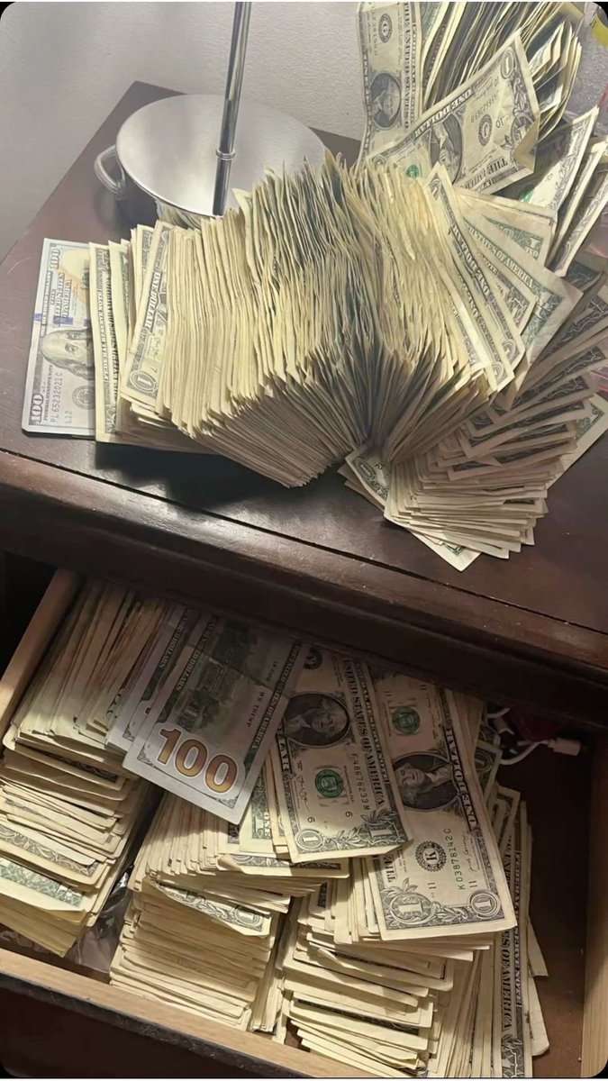 وَآتَاكُم مِّن كُلِّ مَا سَأَلْتُمُوهُ ۚ وَإِن تَعُدُّوا نِعْمَتَ اللَّهِ لَا تُحْصُوهَا ۗ إِنَّ الْإِنسَانَ لَظَلُومٌ كَفَّارٌ ♥️

بعدد مفتوح 🥰

#أوراد_لوليتا