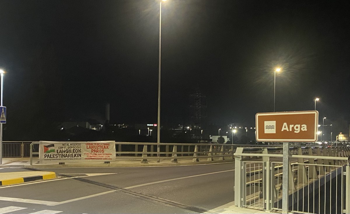 AhotsaInfo's tweet image. 🇵🇸 #U15LangileokPalestinarekin #PalestinaAskatu 🇵🇸 
Barañainen greba eta lanuzte orokorrerako deiak non nahi
Herriko zutabea 11.30etan abiatuko da Udaletxetik