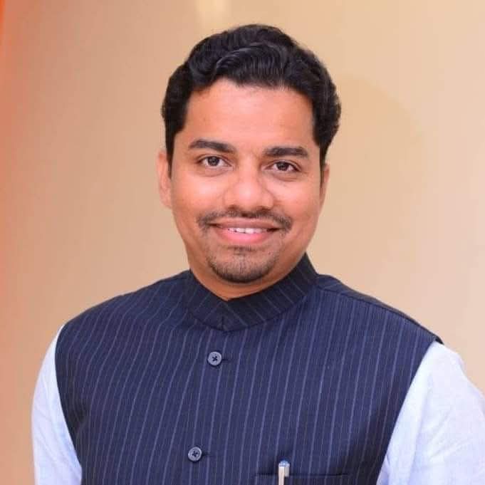 sandykamble24's tweet photo. राष्ट्रवादी काँग्रेसचे युवा नेते माजी आमदार अनिकेतभाई तटकरे आपणास वाढदिवसाच्या खुप खुप शुभेच्छा. आपणांस उदंड आयुष्य लाभो हीच ईश्वर चरणी प्रार्थना
@ATatkare
@iAditiTatkare
@NcpRaigad https://t.co/EoqA2kdRxy